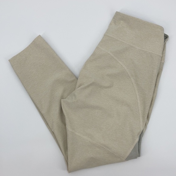 Outdoor Voices 3/4 Two-Tone Athletic Leggings L - Picture 14 of 15